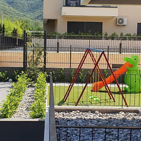 Bjelica Rental Apartments - Nela Apartment Tivat Eksteriør billede