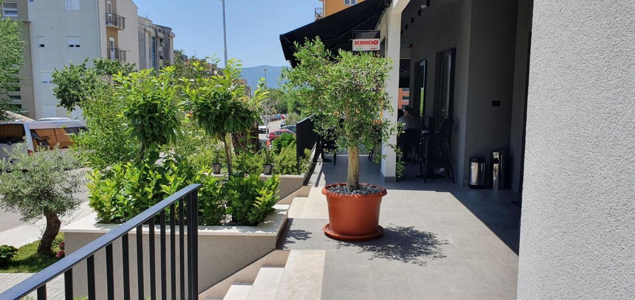 Bjelica Rental Apartments - Nela Apartment Tivat Eksteriør billede